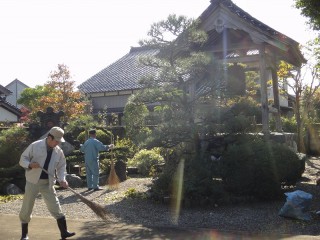 20121106(2)報恩講が勤まりました2