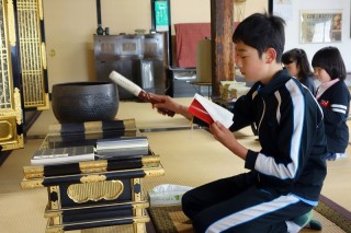 20130402(1)六年生お別れ会を開きました1