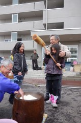 20131230(7)福島にてお餅つき7